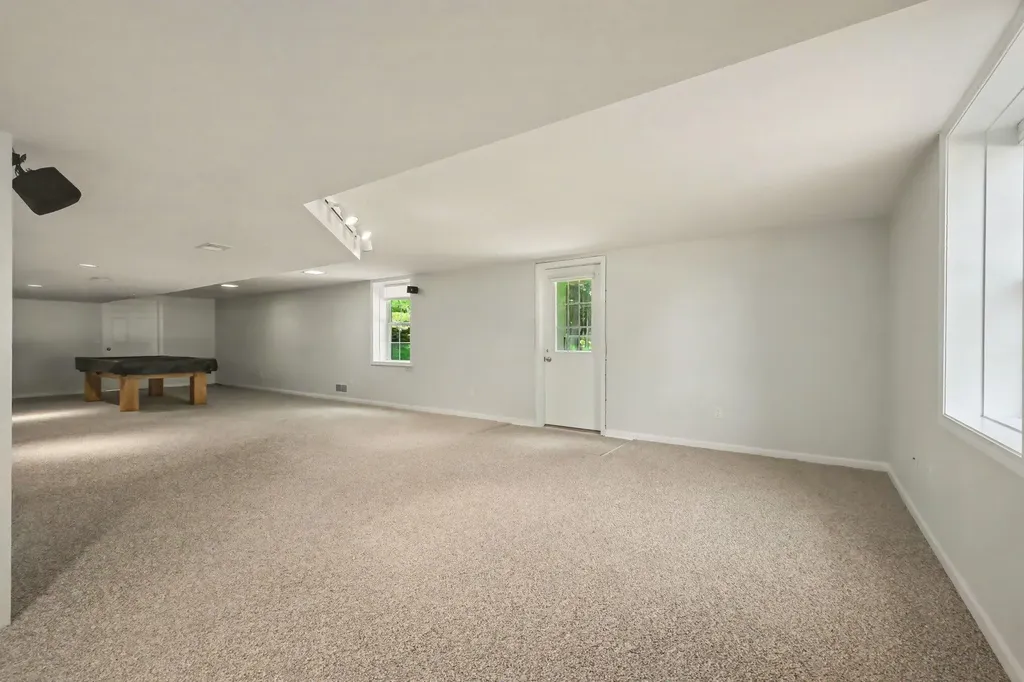3004 Brandywine Road Kalamazoo City MI 49008
