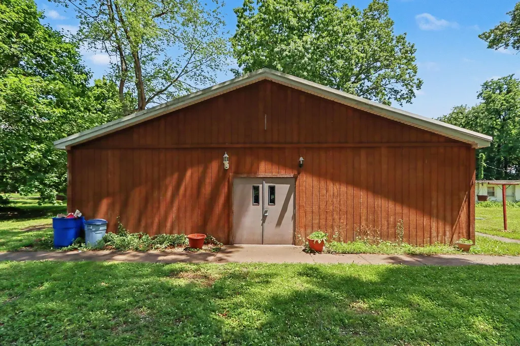 600 Grove Street Brady Township MI 49097