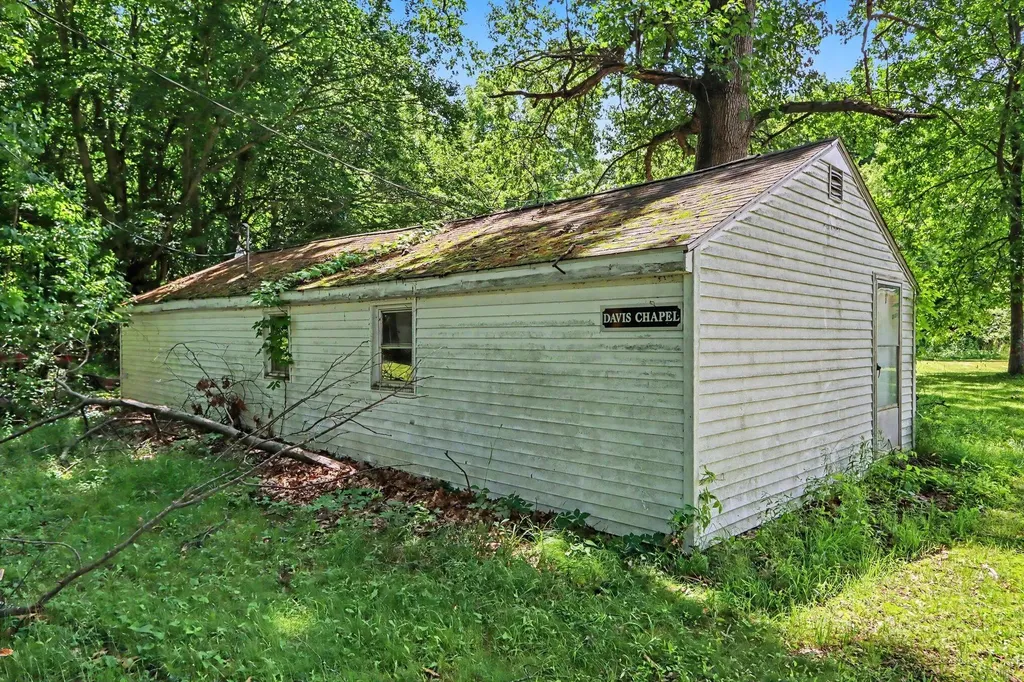 600 Grove Street Brady Township MI 49097