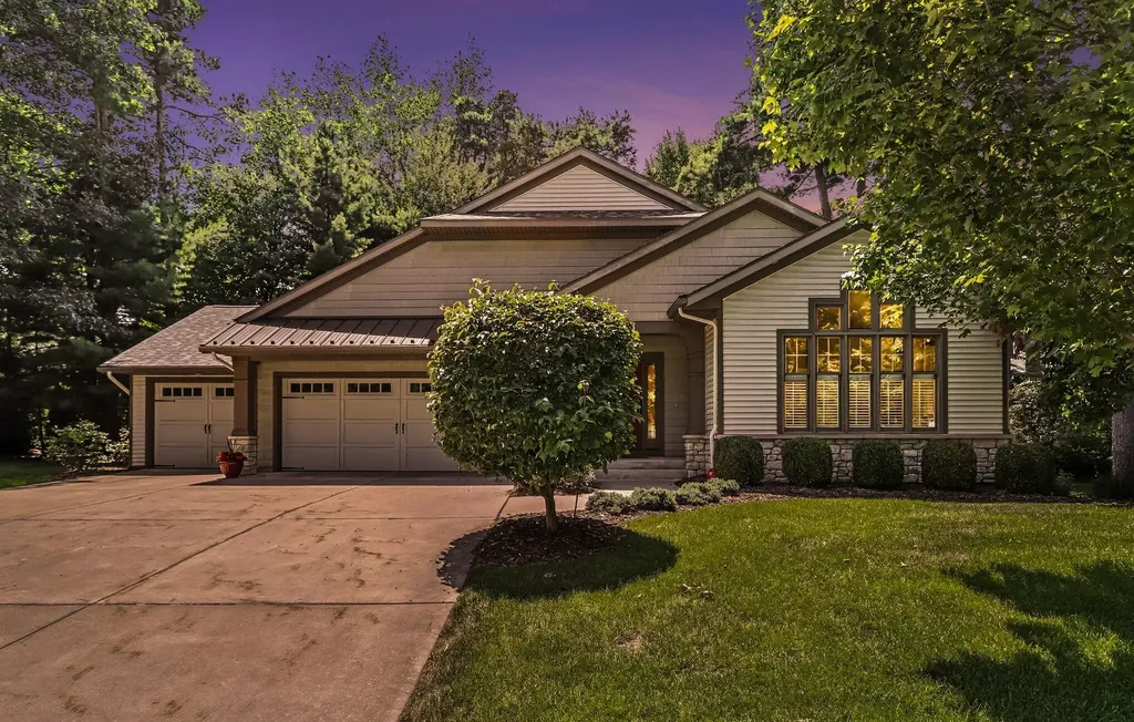 5543 N Red Pine Circle Texas Charter Township MI 49009