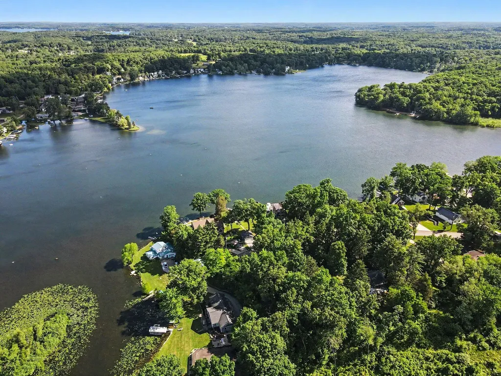 12144 S Sherman Lake Drive Ross Township MI 49012