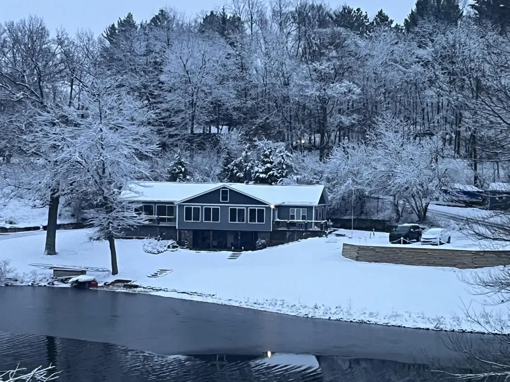 12144 S Sherman Lake Drive Ross Township MI 49012