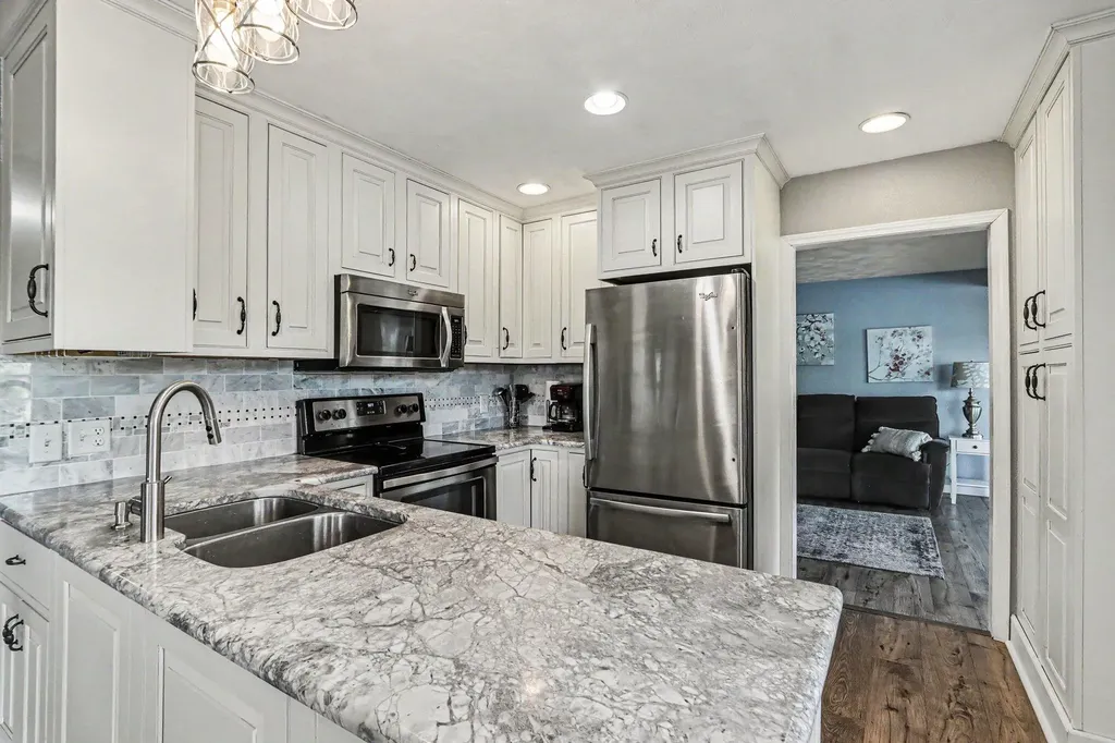 12144 S Sherman Lake Drive Ross Township MI 49012