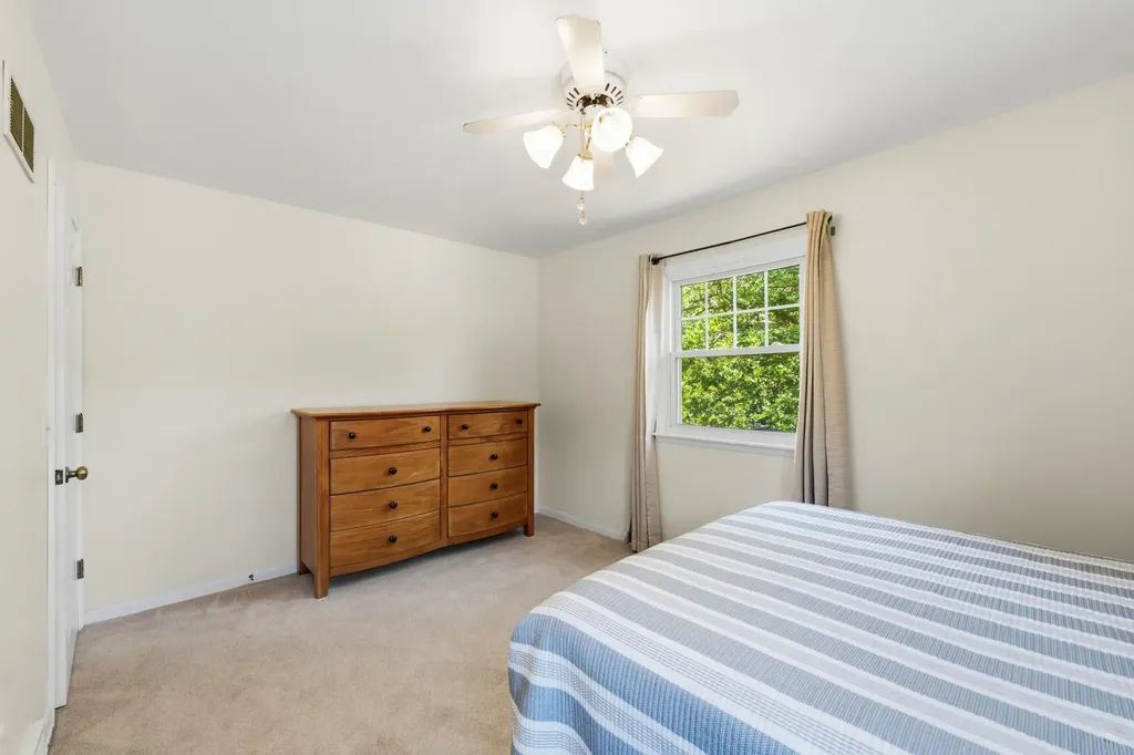 1818 Skyler Drive Kalamazoo City MI 49008