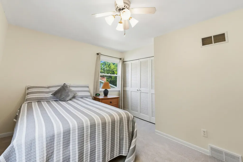 1818 Skyler Drive Kalamazoo City MI 49008