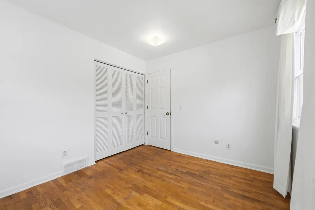 1818 Skyler Drive Kalamazoo City MI 49008