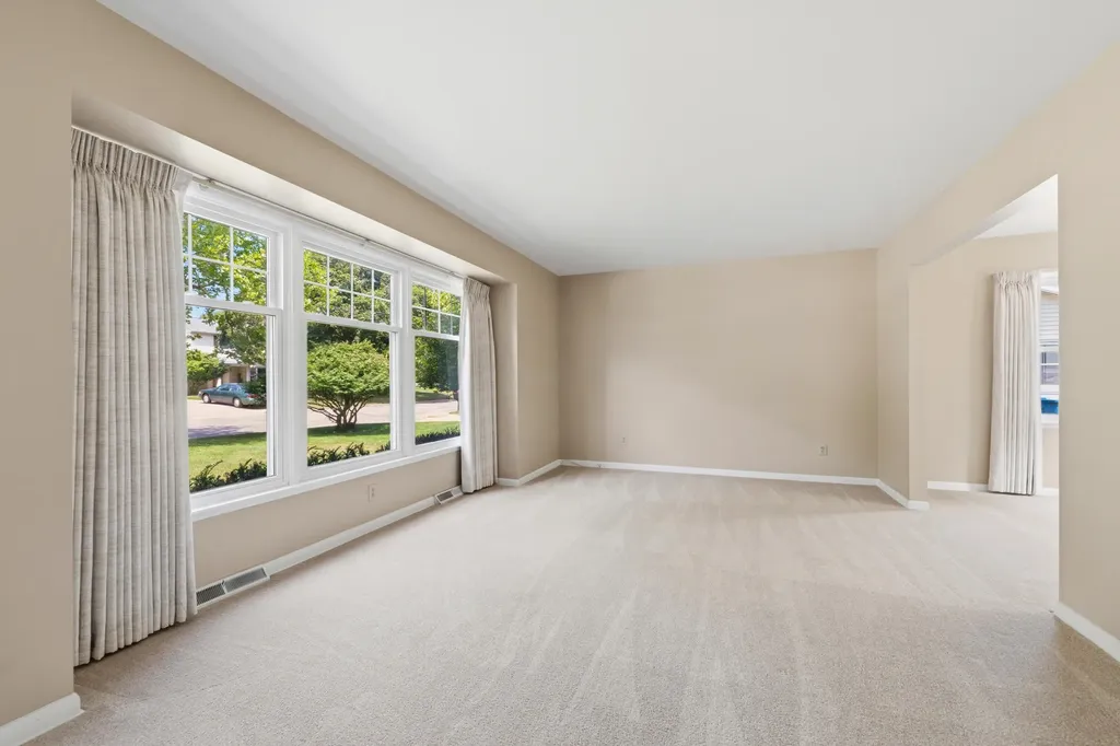 1818 Skyler Drive Kalamazoo City MI 49008