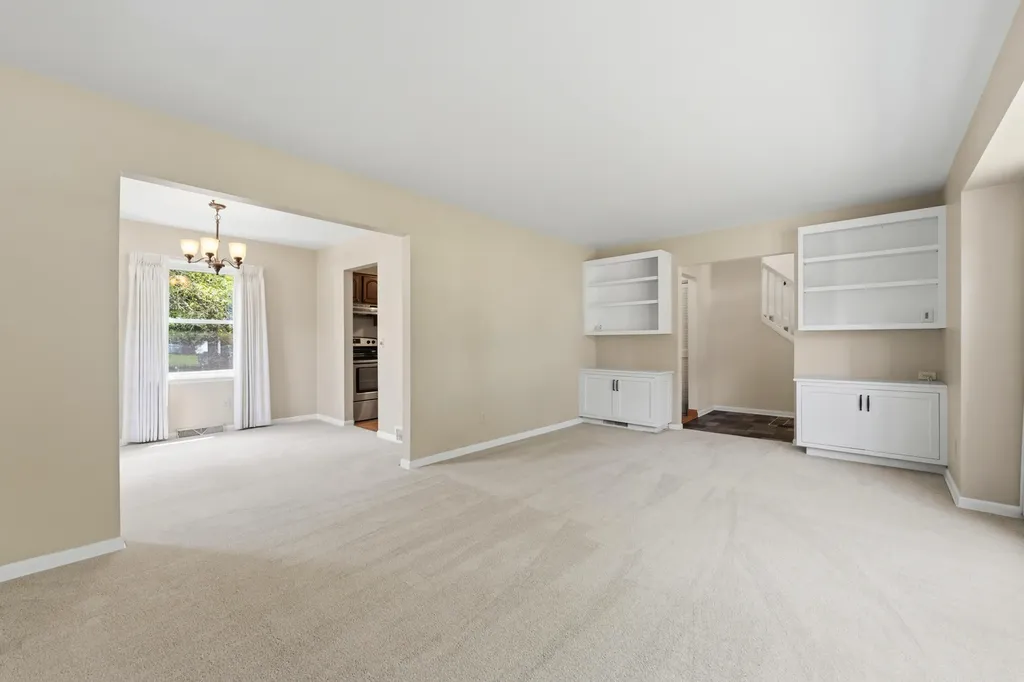 1818 Skyler Drive Kalamazoo City MI 49008