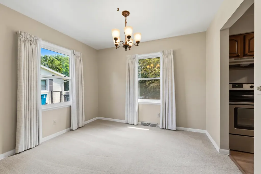 1818 Skyler Drive Kalamazoo City MI 49008