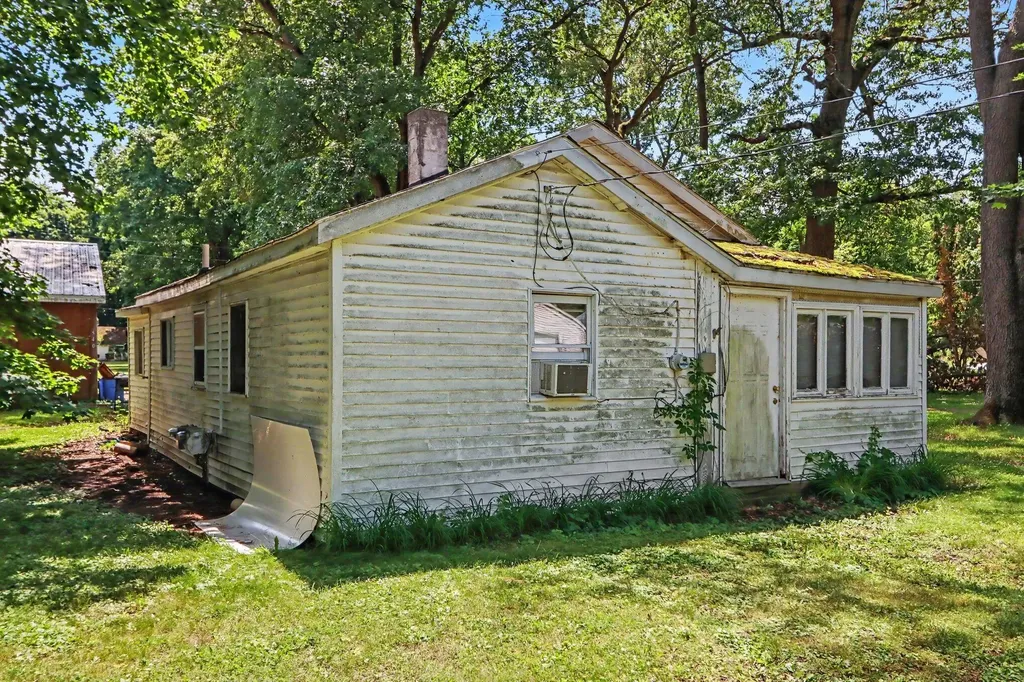 540 Grove Street Brady Township MI 49097