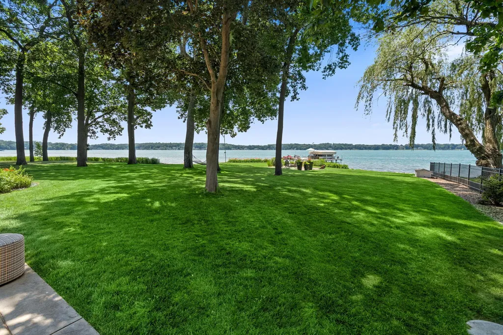 3052 Oakdale Avenue Ross Township MI 49060