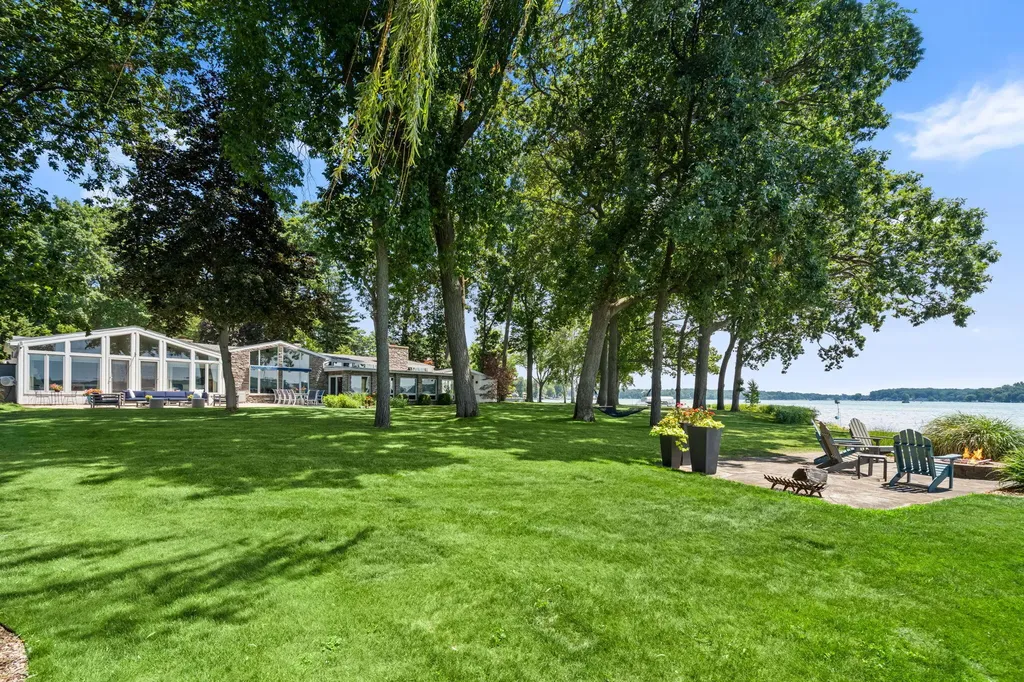 3052 Oakdale Avenue Ross Township MI 49060