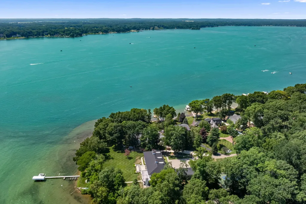 3052 Oakdale Avenue Ross Township MI 49060