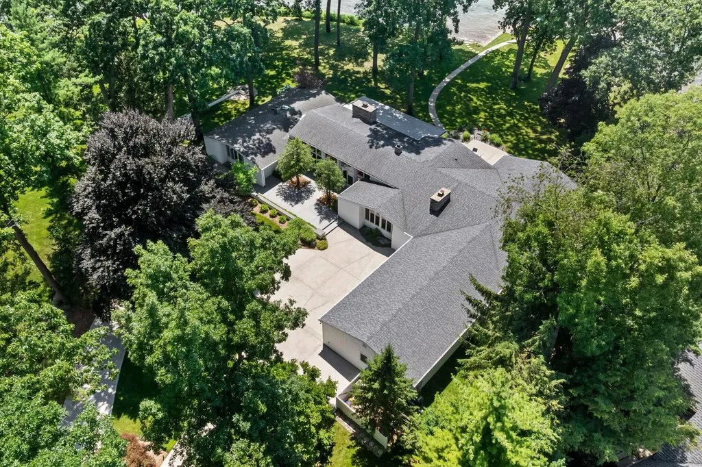 3052 Oakdale Avenue Ross Township MI 49060