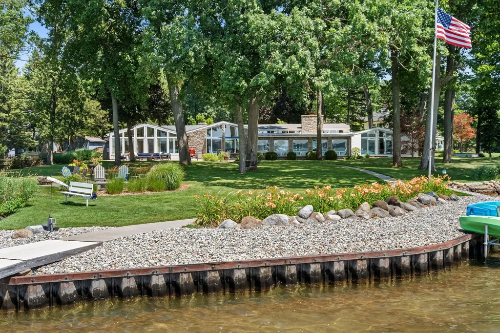 3052 Oakdale Avenue Ross Township MI 49060