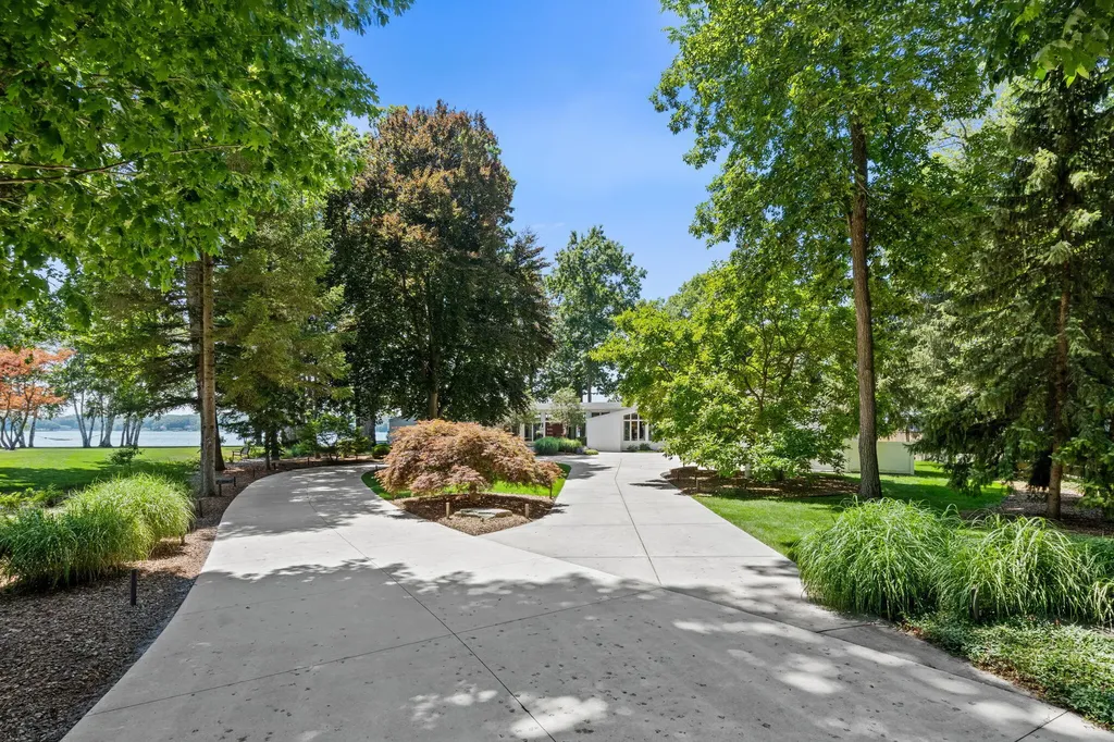 3052 Oakdale Avenue Ross Township MI 49060