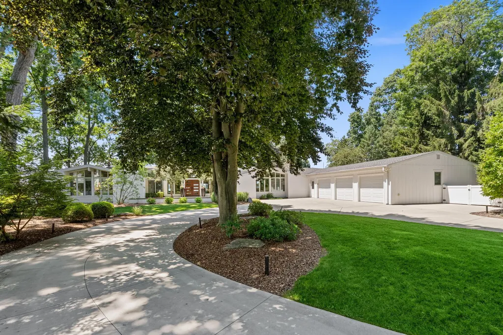 3052 Oakdale Avenue Ross Township MI 49060