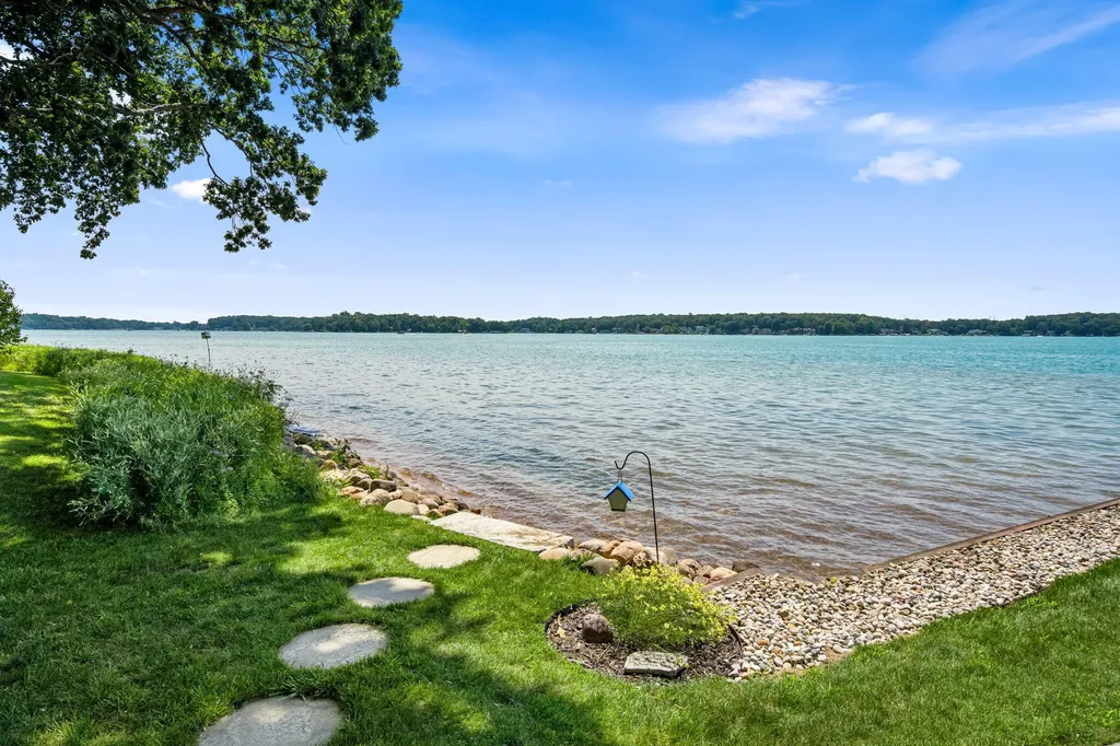 3052 Oakdale Avenue Ross Township MI 49060