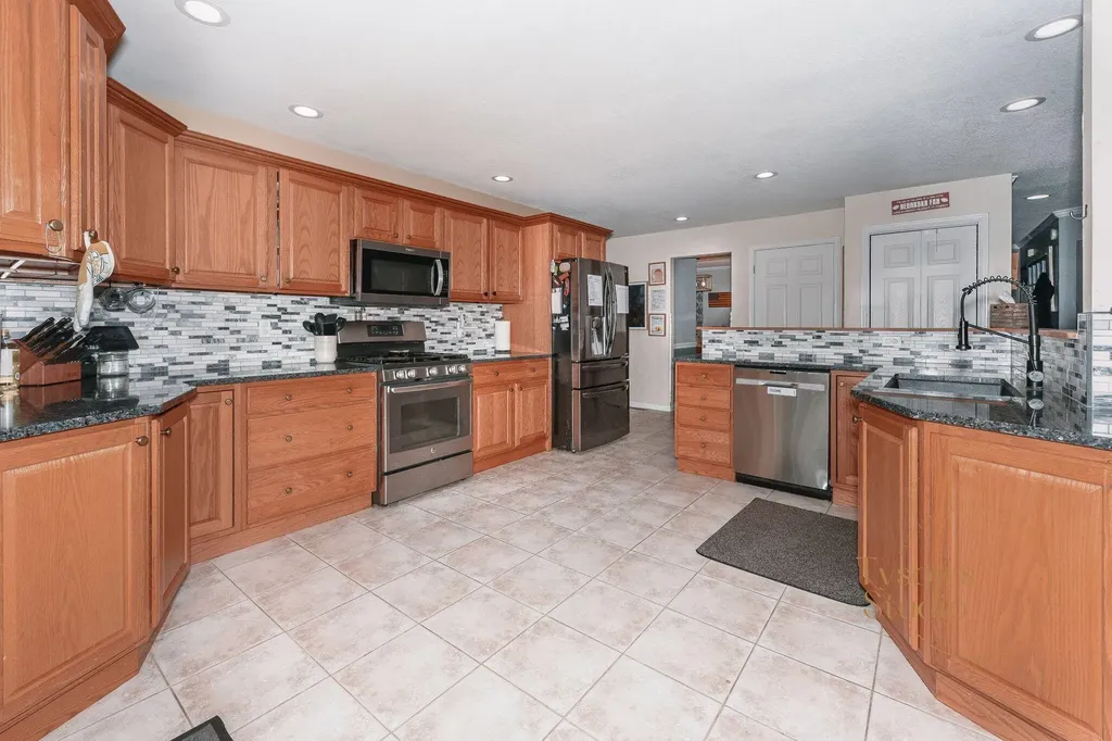 275 Jacaranda Drive Battle Creek City MI 49015