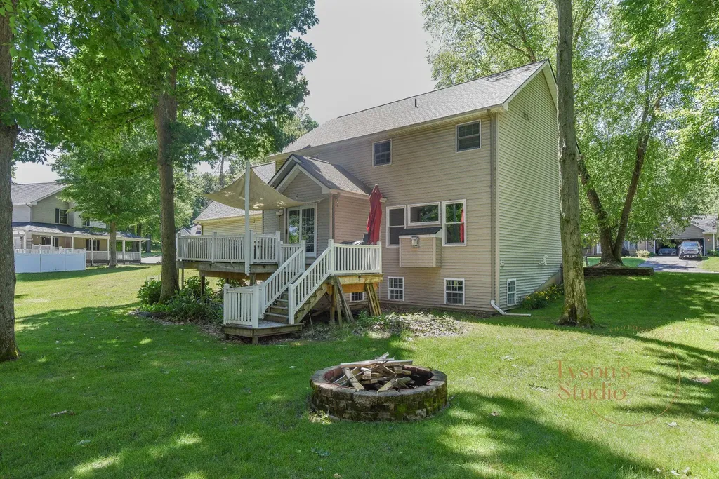 275 Jacaranda Drive Battle Creek City MI 49015