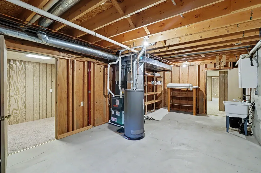 31421 64th Avenue Antwerp Township MI 49065