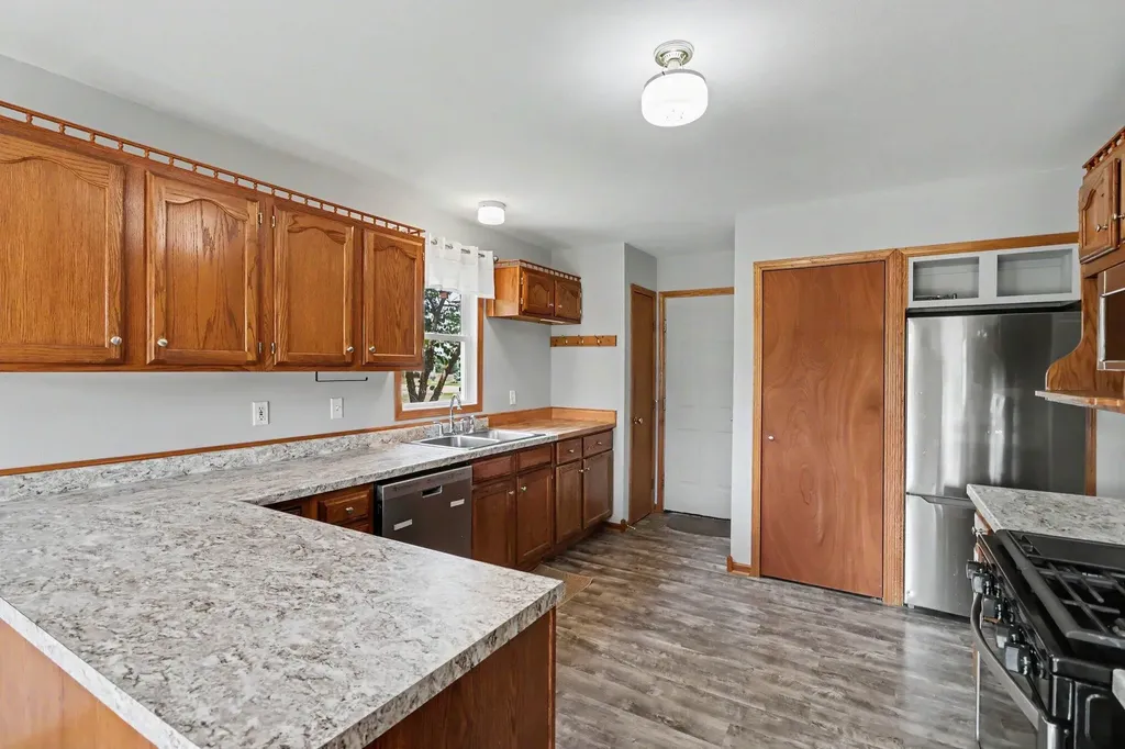 31421 64th Avenue Antwerp Township MI 49065