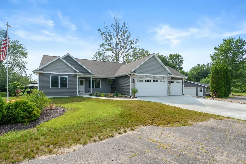315 Prairiewood Drive Otsego Township MI 49078