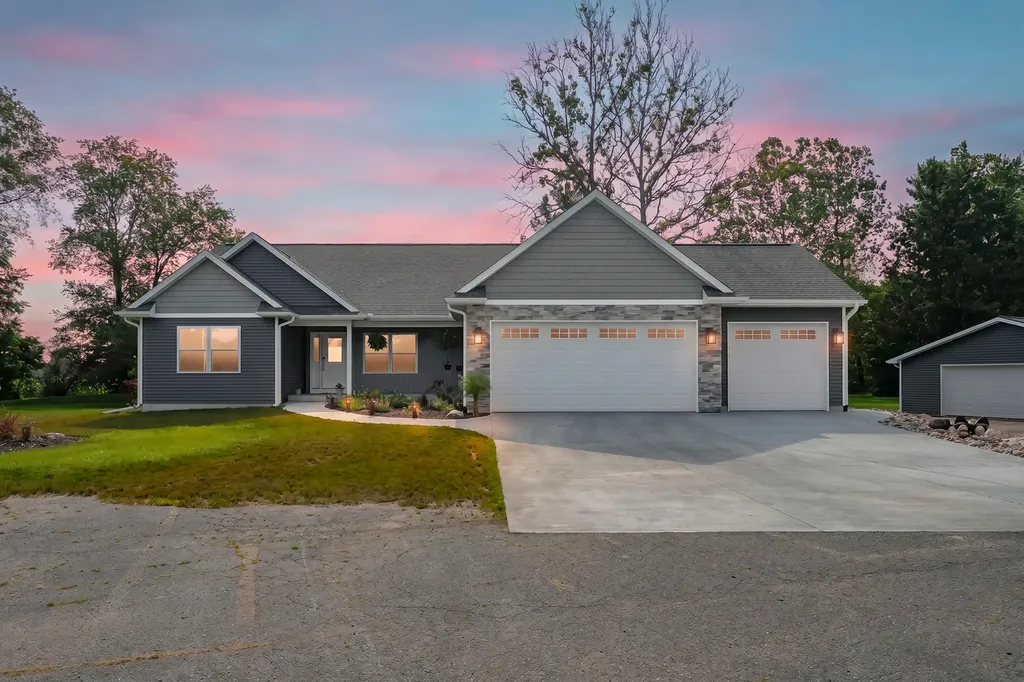 315 Prairiewood Drive Otsego Township MI 49078