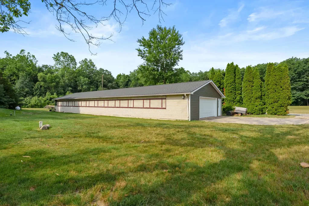 315 Prairiewood Drive Otsego Township MI 49078