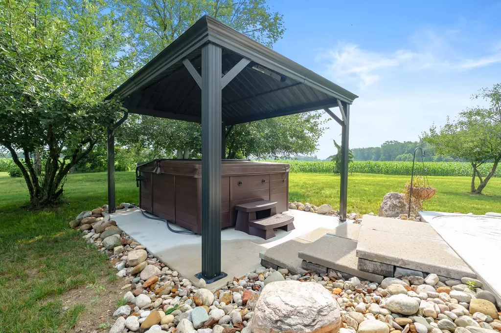 315 Prairiewood Drive Otsego Township MI 49078