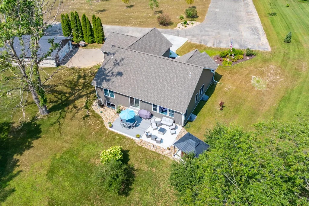 315 Prairiewood Drive Otsego Township MI 49078