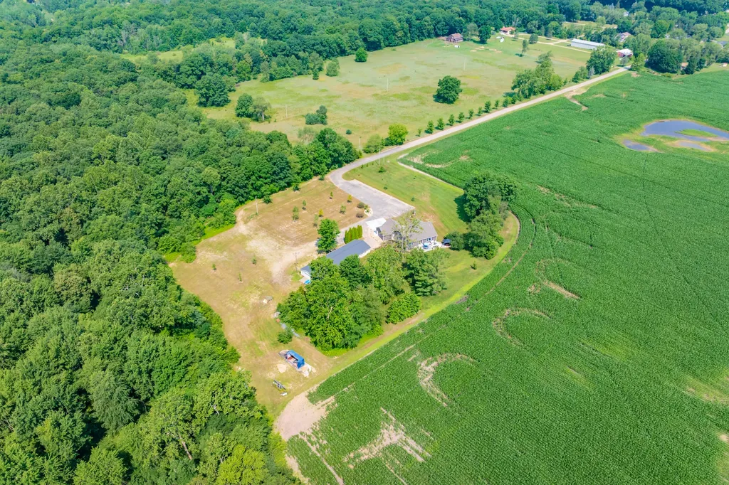315 Prairiewood Drive Otsego Township MI 49078