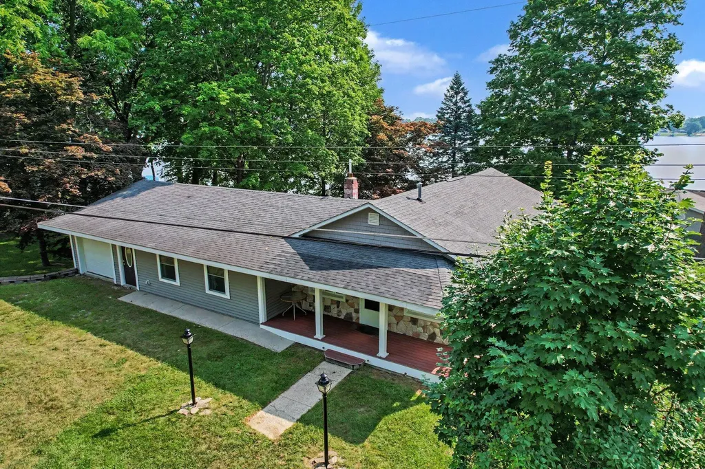 58881 Yeatter Road Colon Township MI 49040
