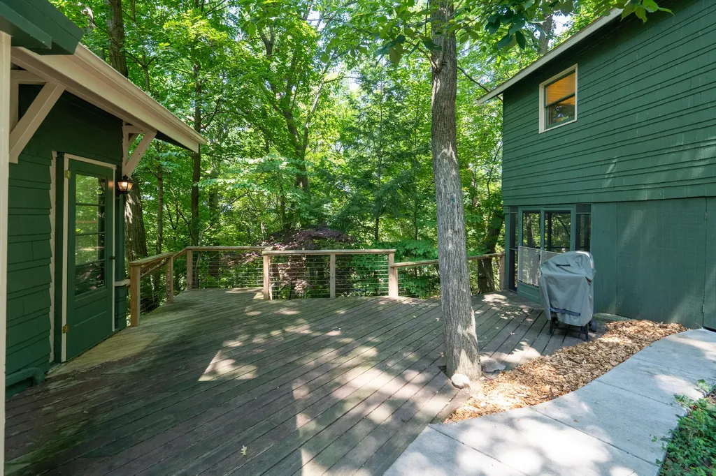 2125 Ridge Road Kalamazoo City MI 49008