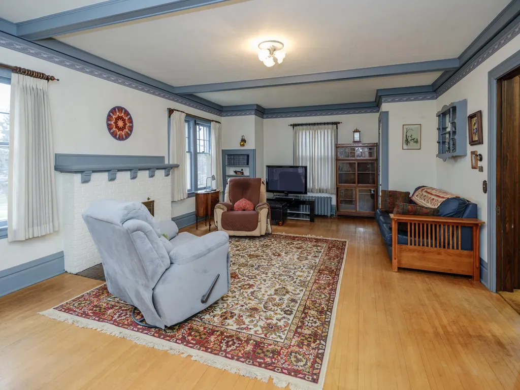 204 Monroe Street Kalamazoo City MI 49006