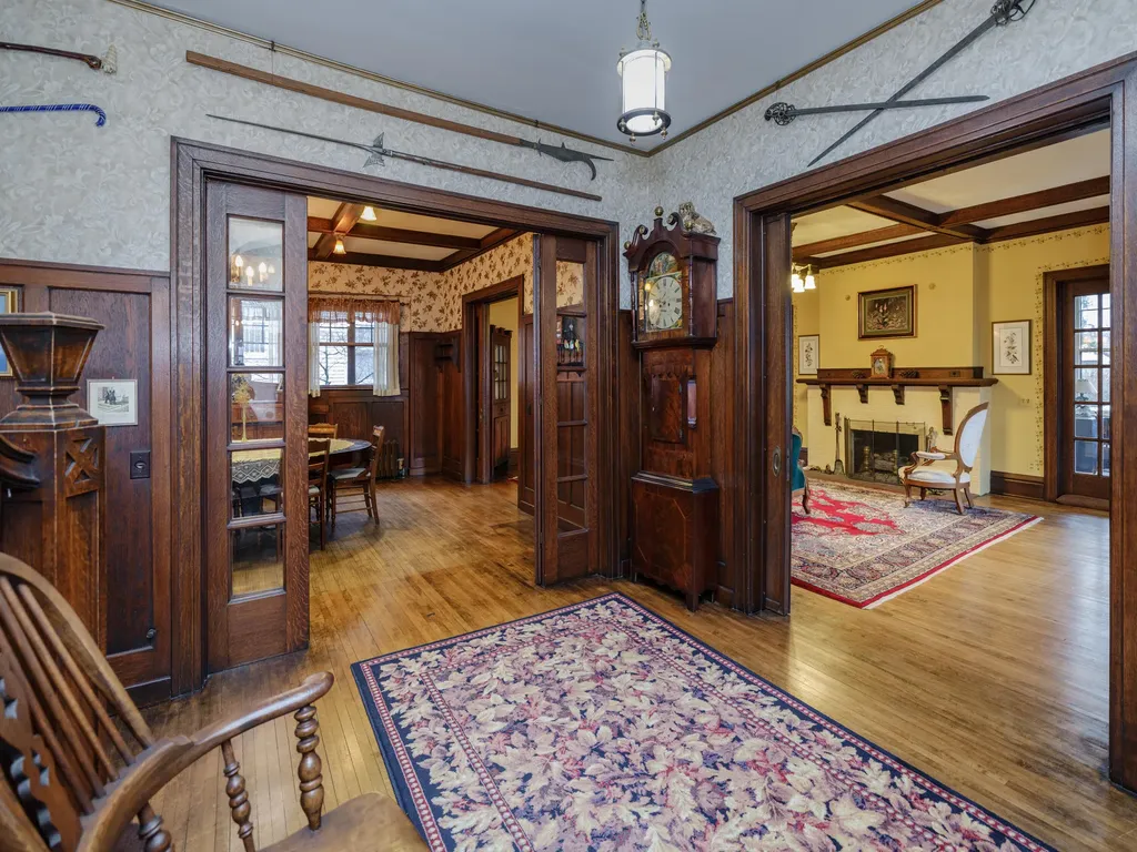 204 Monroe Street Kalamazoo City MI 49006