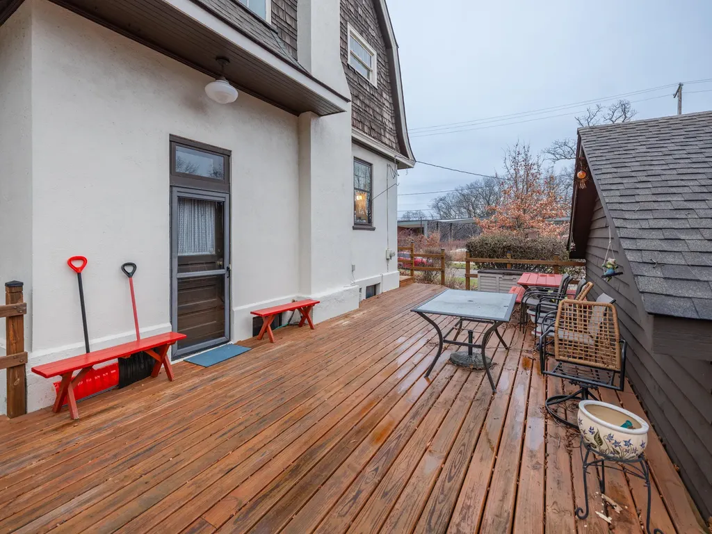 204 Monroe Street Kalamazoo City MI 49006