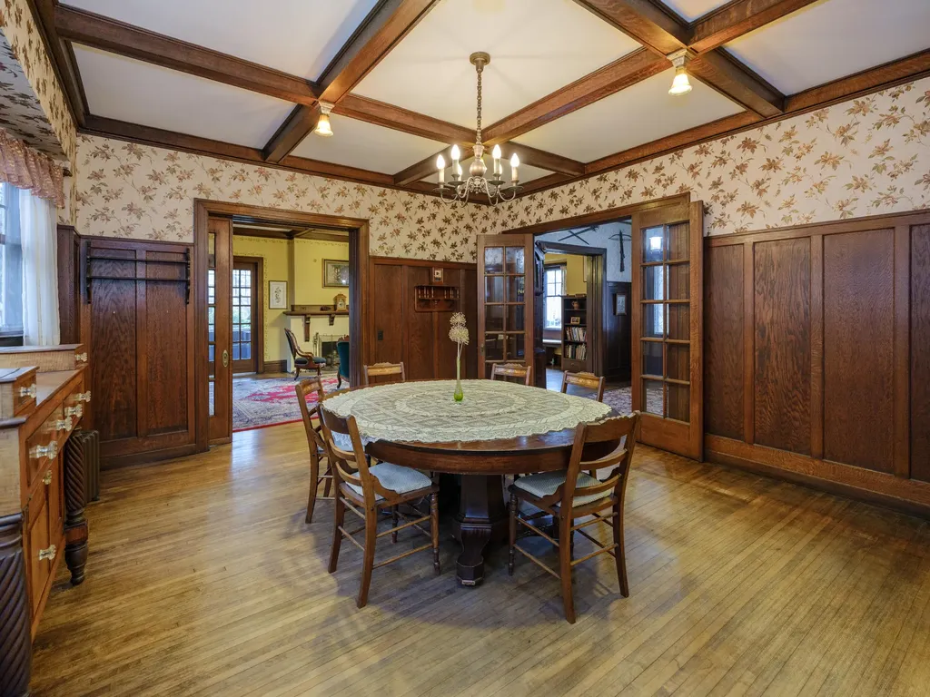 204 Monroe Street Kalamazoo City MI 49006
