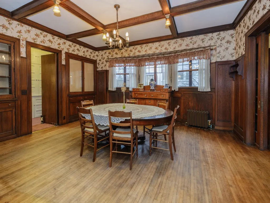 204 Monroe Street Kalamazoo City MI 49006