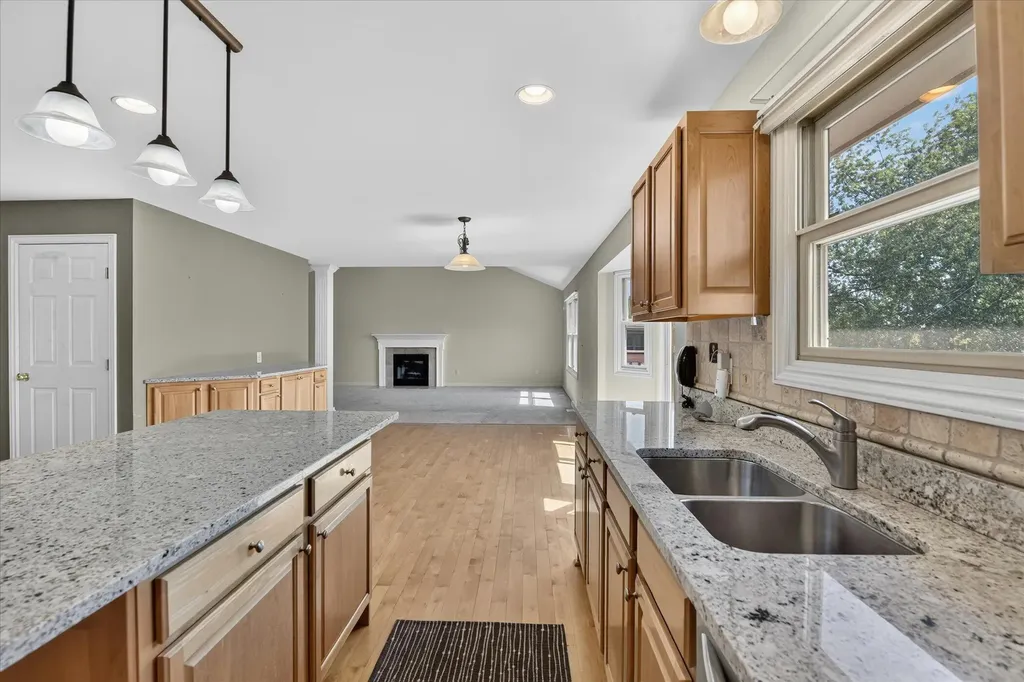 1041 Bicentennial Parkway Pittsfield Charter Township MI 48108