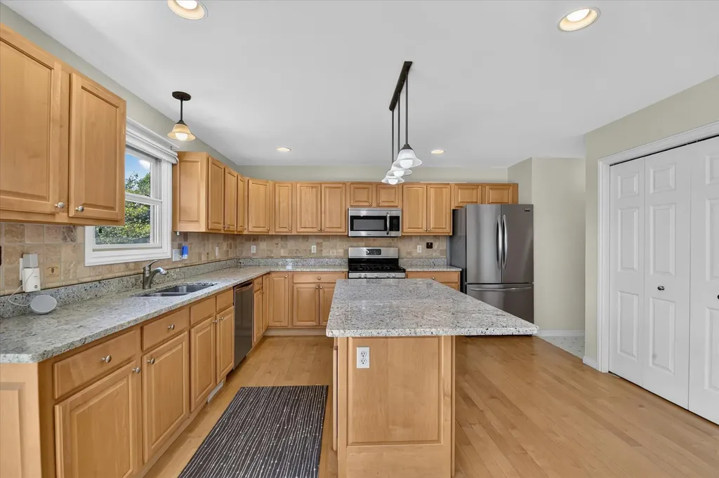 1041 Bicentennial Parkway Pittsfield Charter Township MI 48108