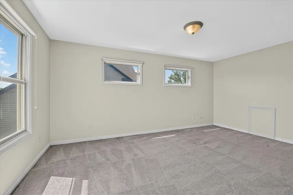 1041 Bicentennial Parkway Pittsfield Charter Township MI 48108