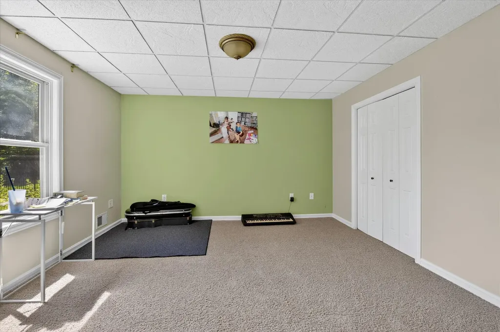 1041 Bicentennial Parkway Pittsfield Charter Township MI 48108