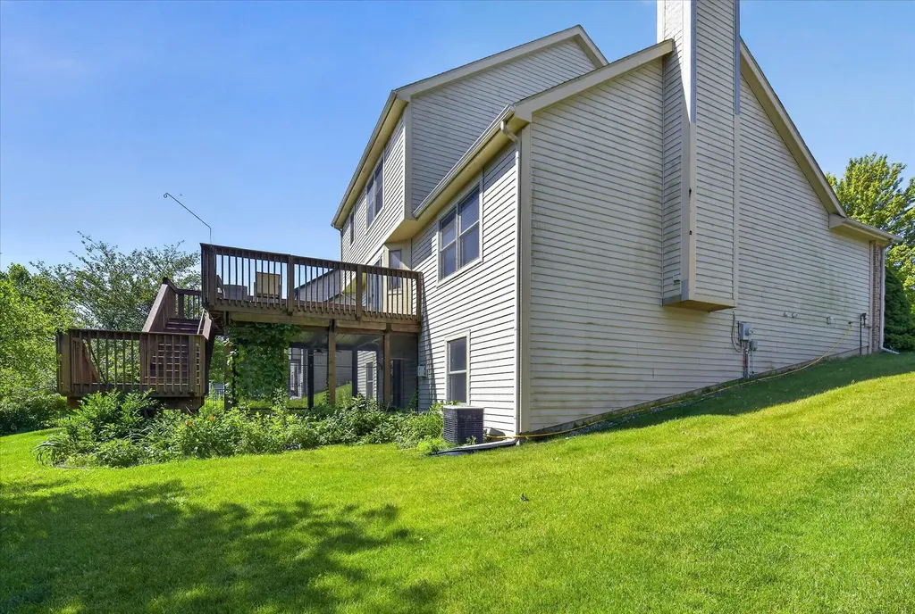 1041 Bicentennial Parkway Pittsfield Charter Township MI 48108
