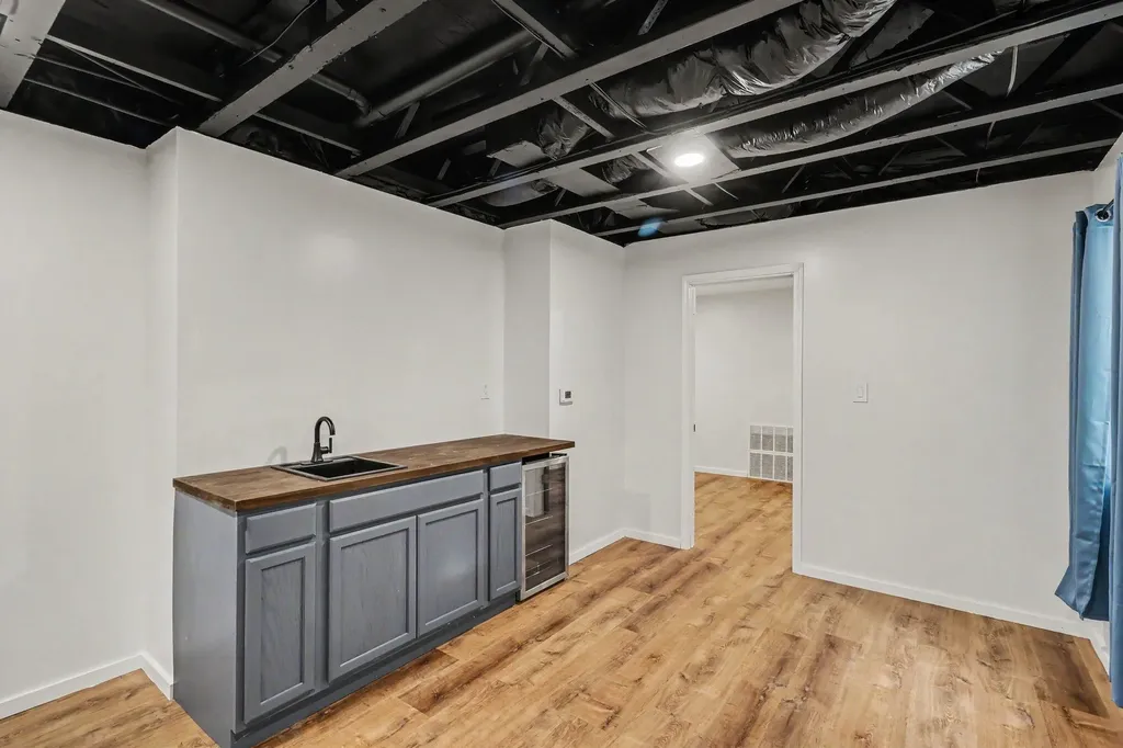 714 Fraser Grove Schoolcraft Township MI 49097