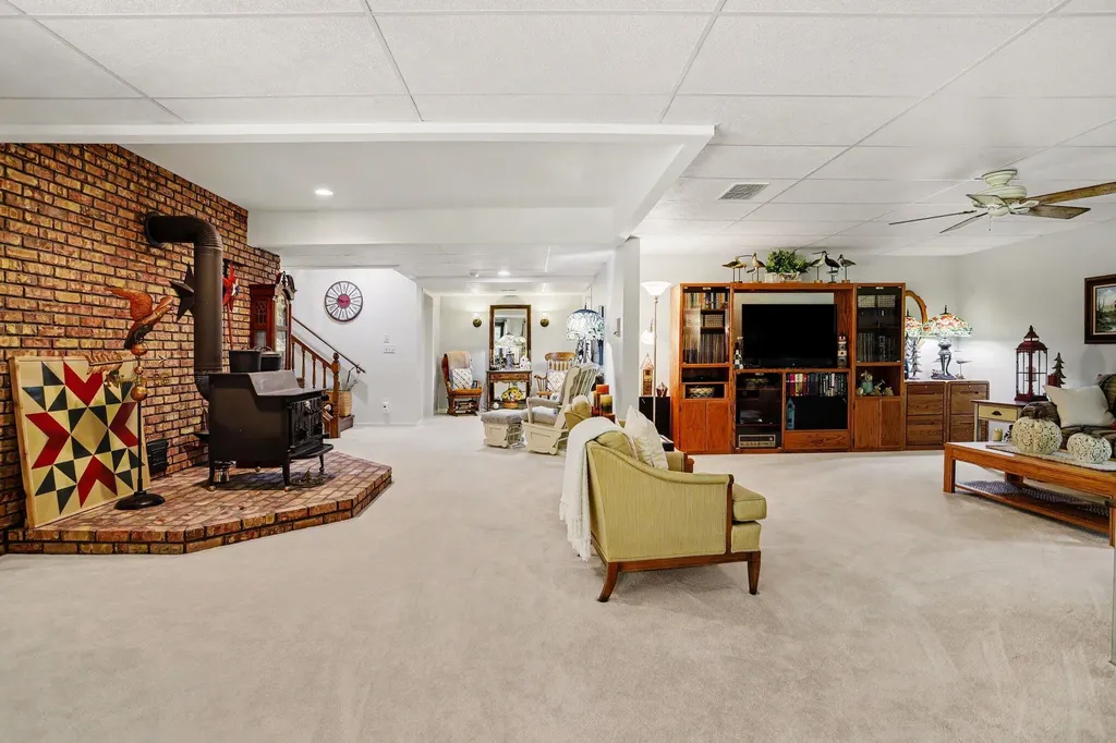 8775 W S Avenue Texas Charter Township MI 49087