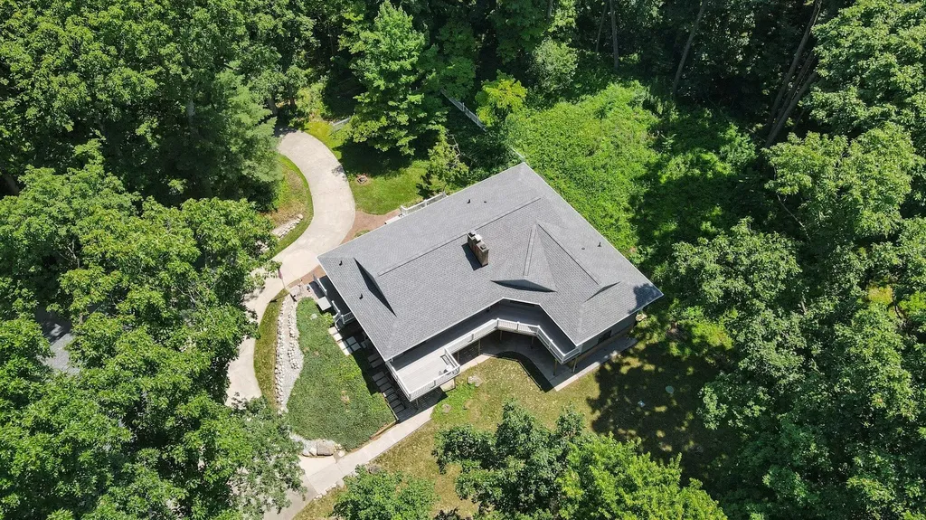 8775 W S Avenue Texas Charter Township MI 49087