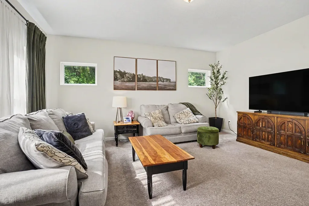 345 Beymoure Street Oshtemo Charter Township MI 49009