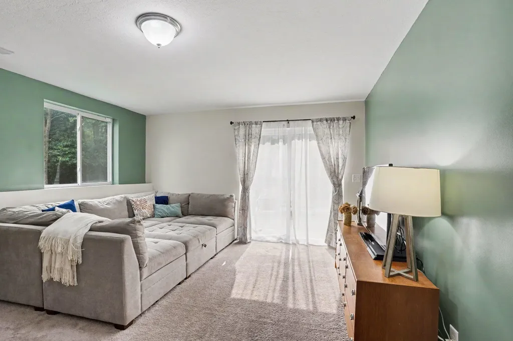 345 Beymoure Street Oshtemo Charter Township MI 49009
