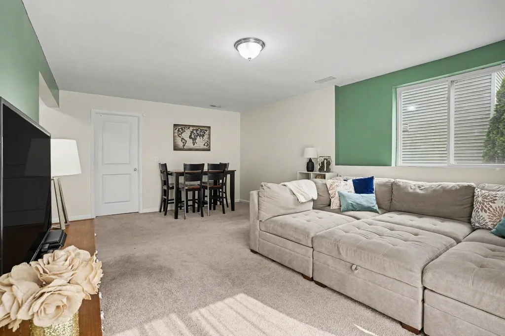 345 Beymoure Street Oshtemo Charter Township MI 49009